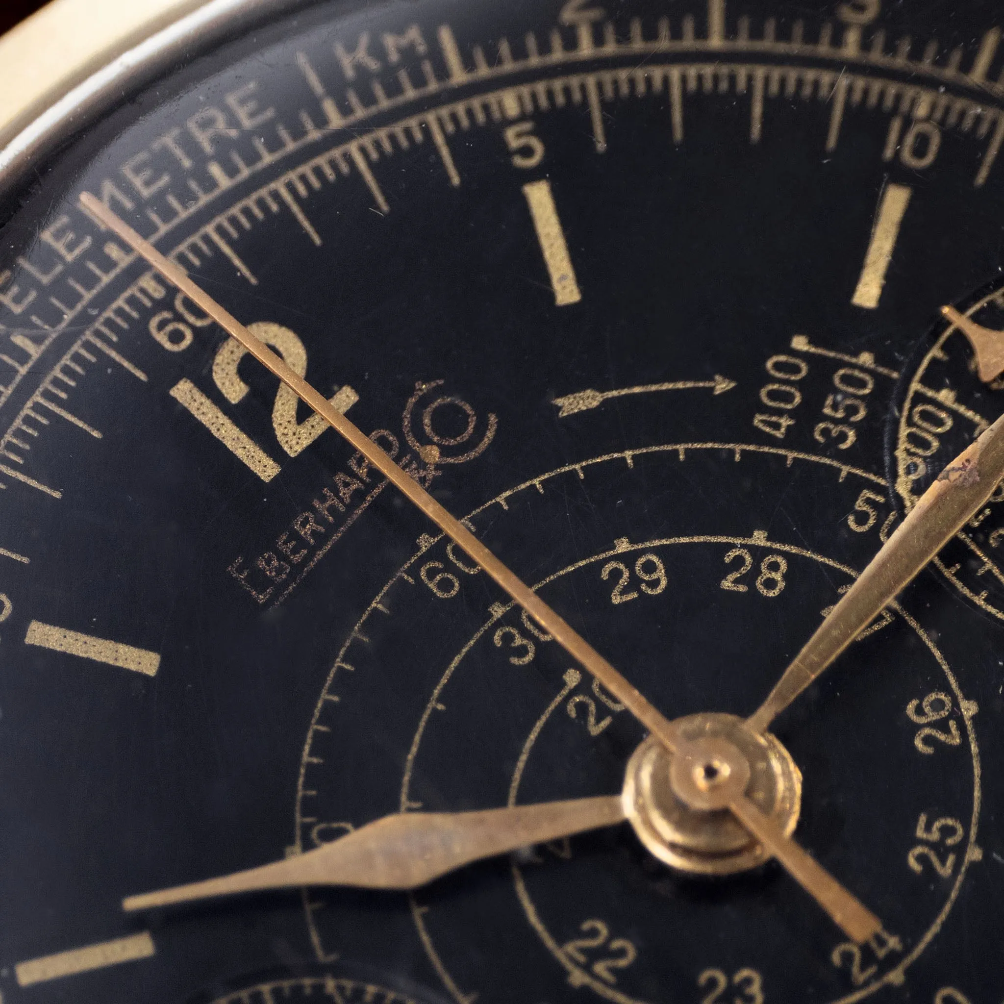 Eberhard & Co. Chronograph "Pré Extrafort" Black Dial in 18k Yellow Gold