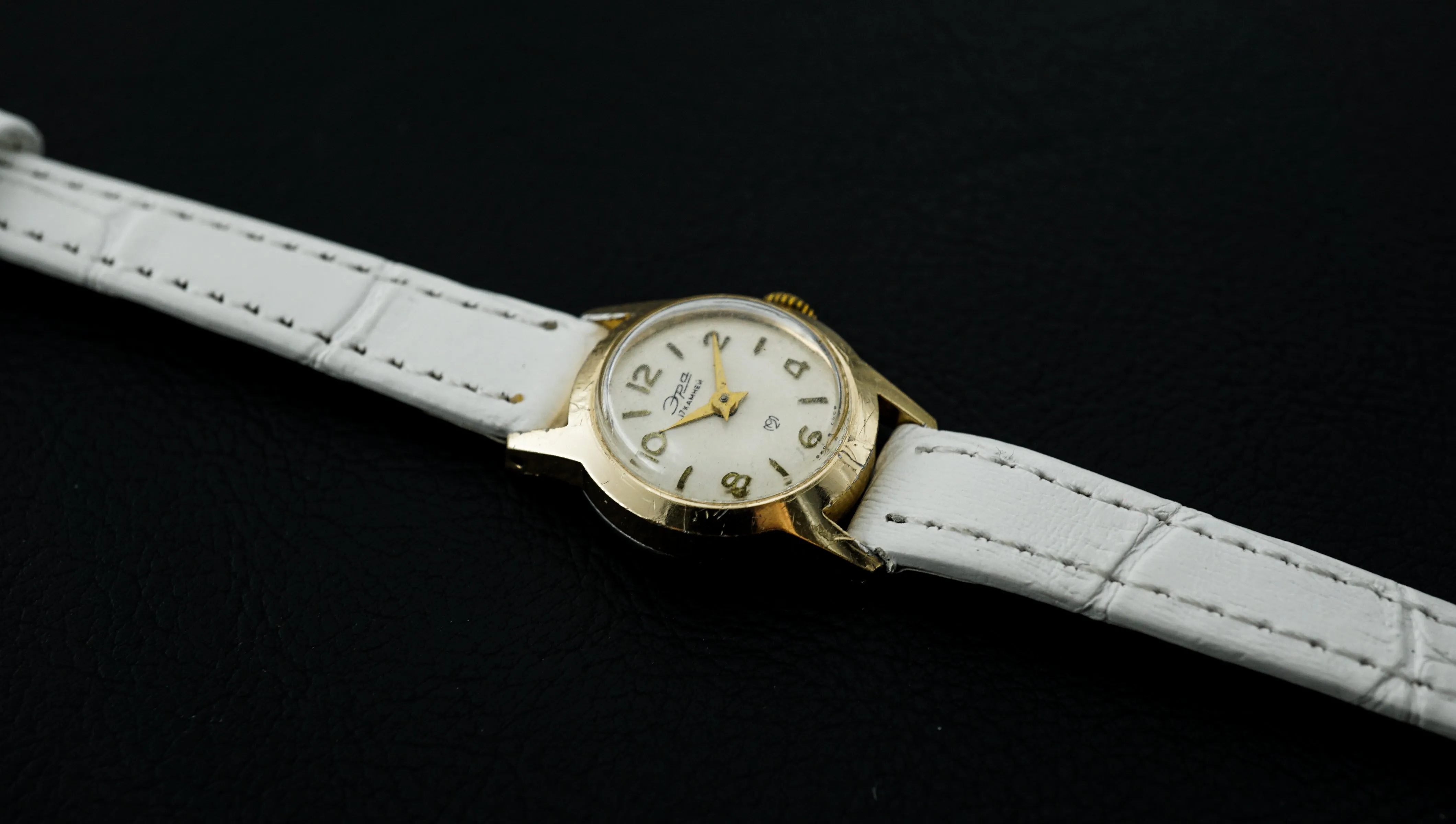 Era 1601 vintage Soviet womens mechanical wristwatch